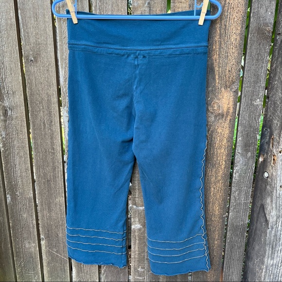 Queen Of Hearts Clothing Bhakti Capri Pants Sz S - Picture 2 of 16